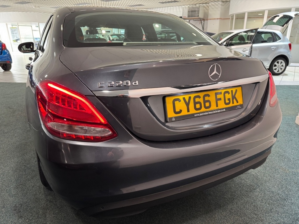 Mercedes-Benz C Class C220d Se Executive CY66FGK Grey #4