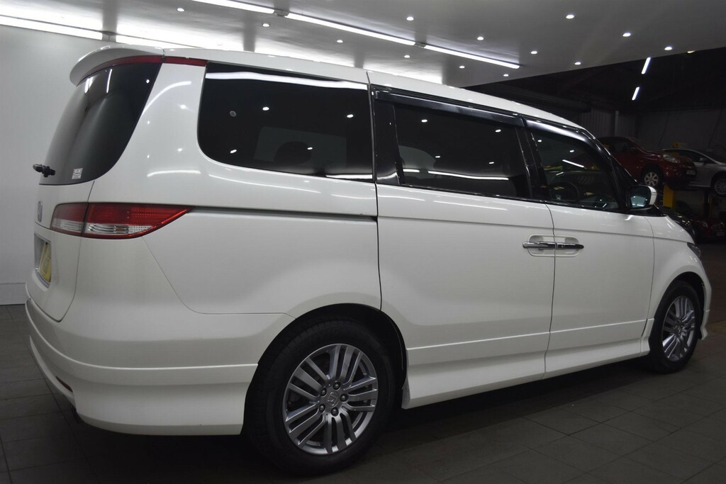 Honda Elysion Mpv White #8
