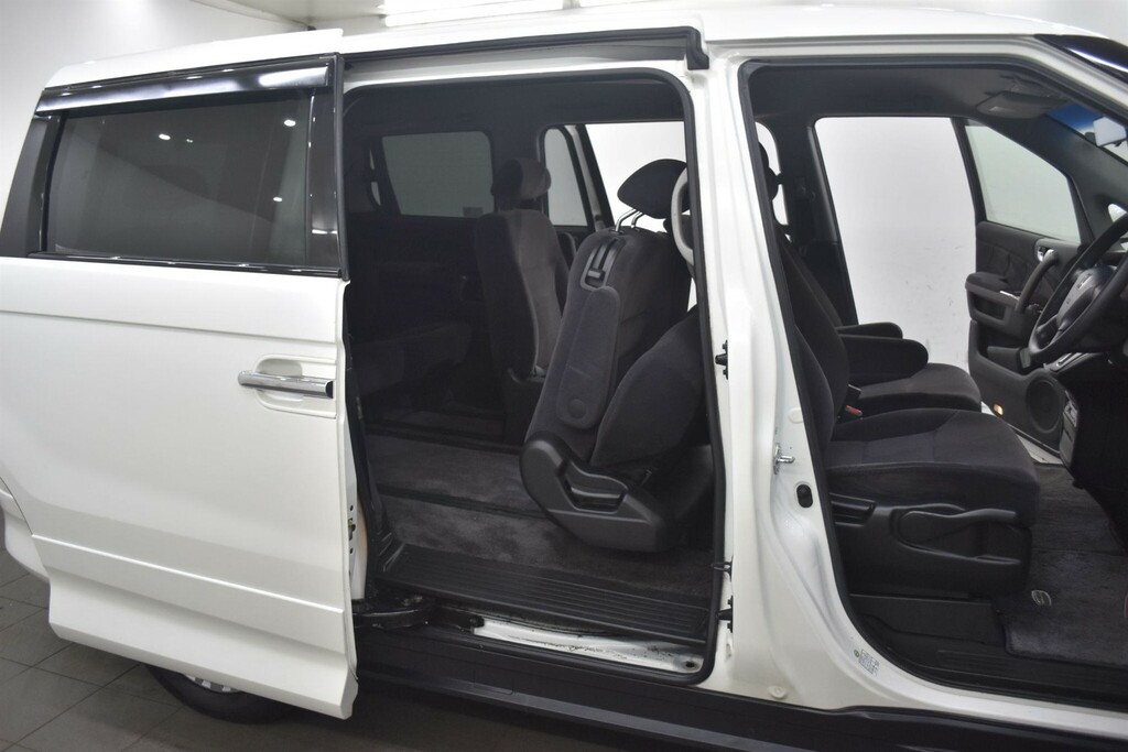 Honda Elysion Mpv White #31