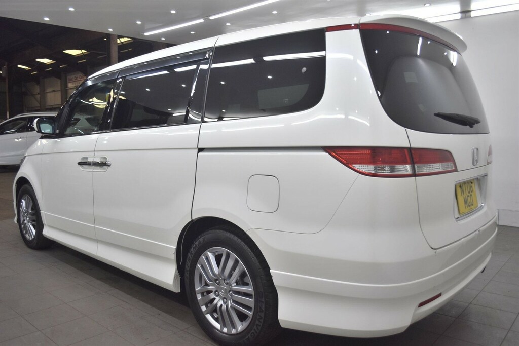 Honda Elysion Mpv White #10