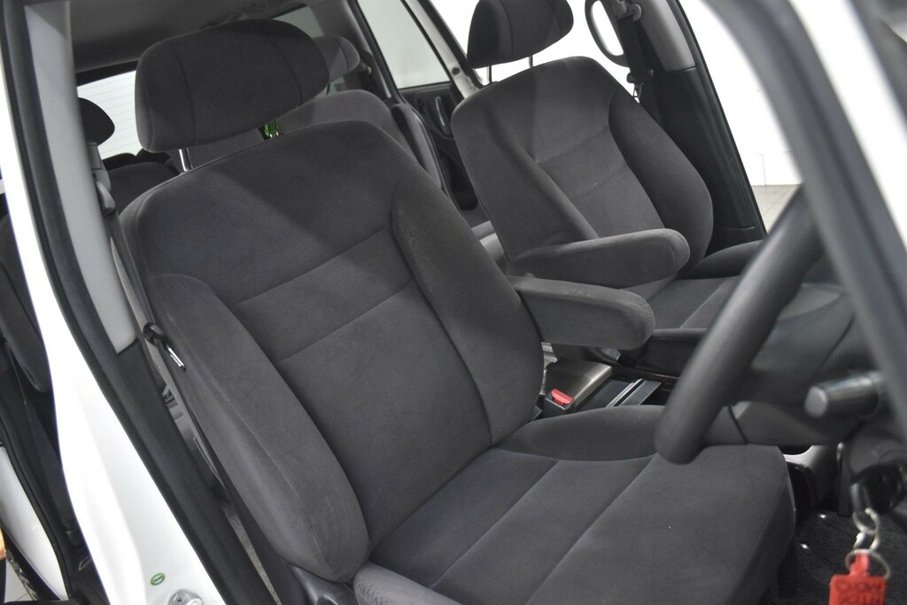 Honda Elysion Mpv White #34