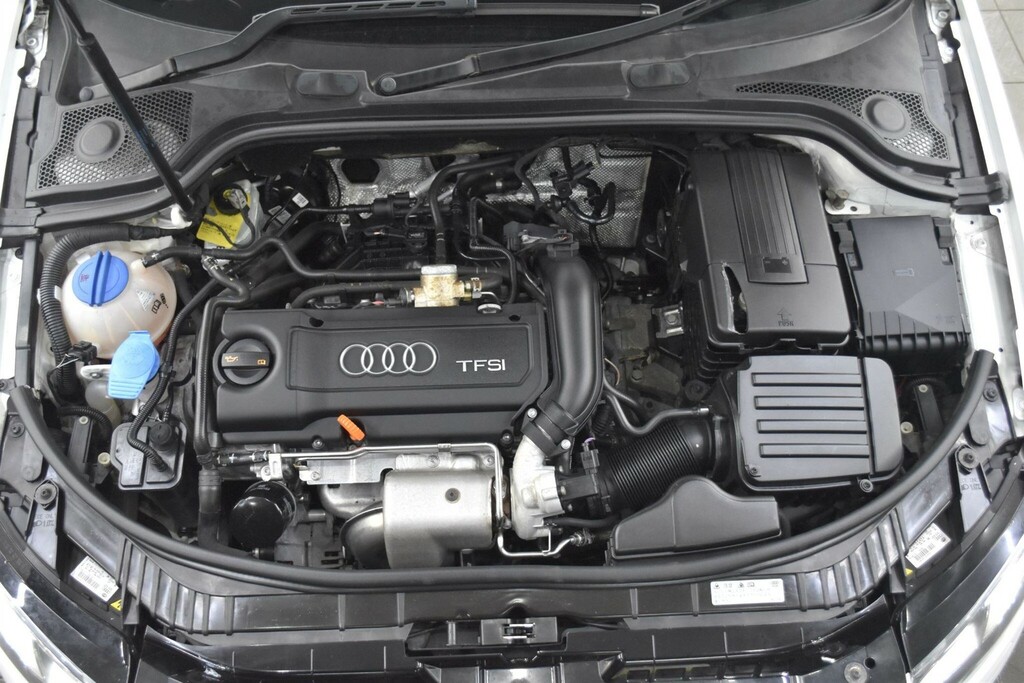 Audi A3 1.4 Tfsi Sport Sportback S Tronic Euro White #4