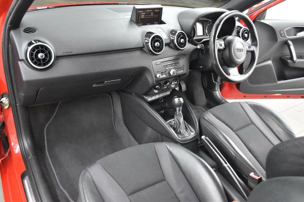 Audi A1 1.4 Tfsi S Line S Tronic Euro 5 Ss FV11ZTR Red #3