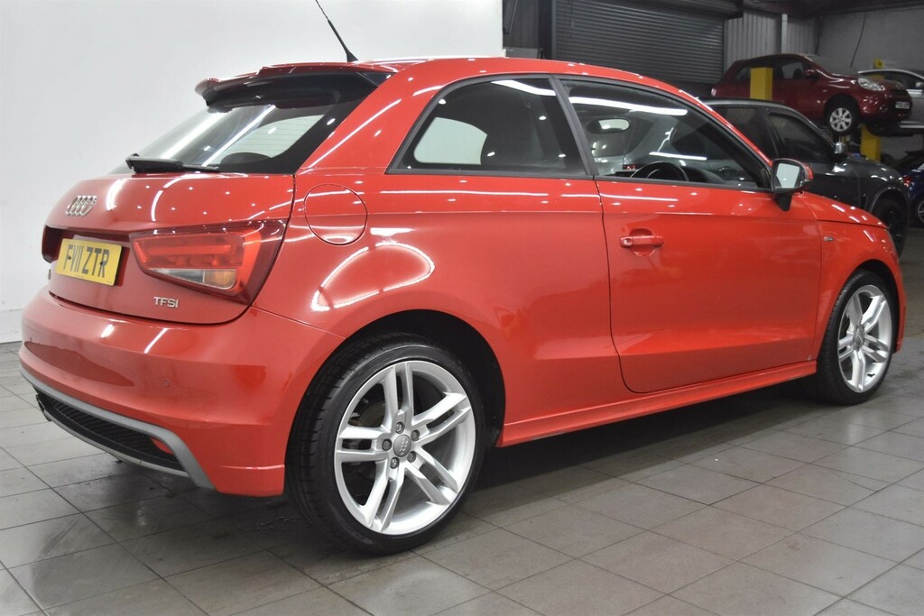 Audi A1 1.4 Tfsi S Line S Tronic Euro 5 Ss FV11ZTR Red #2