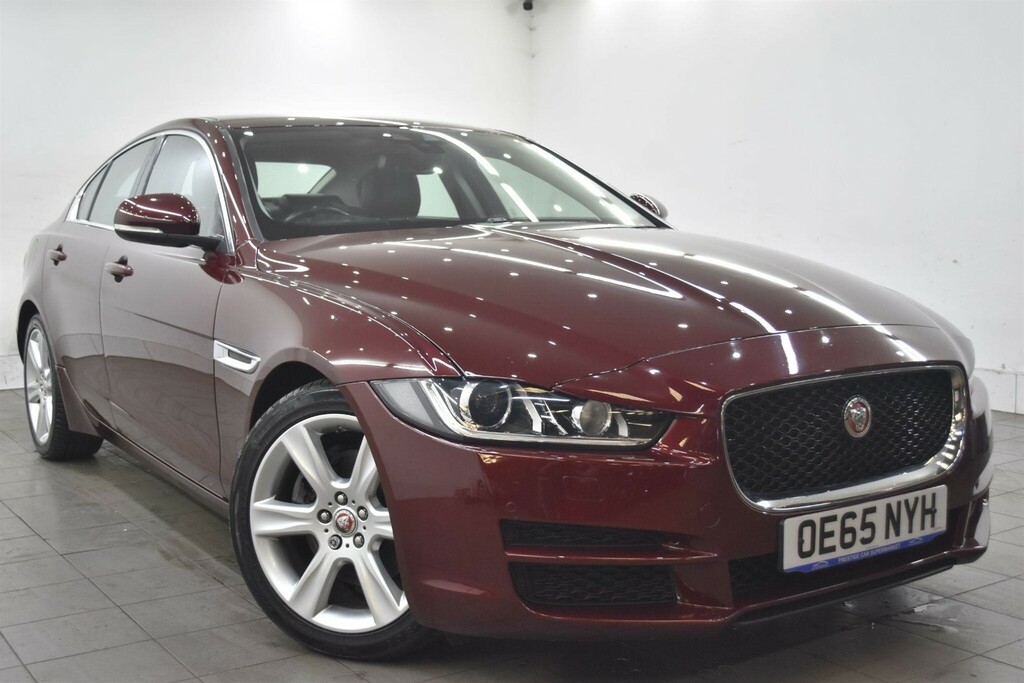 Jaguar XE 2.0D Portfolio Euro 6 Ss OE65NYH Red #5