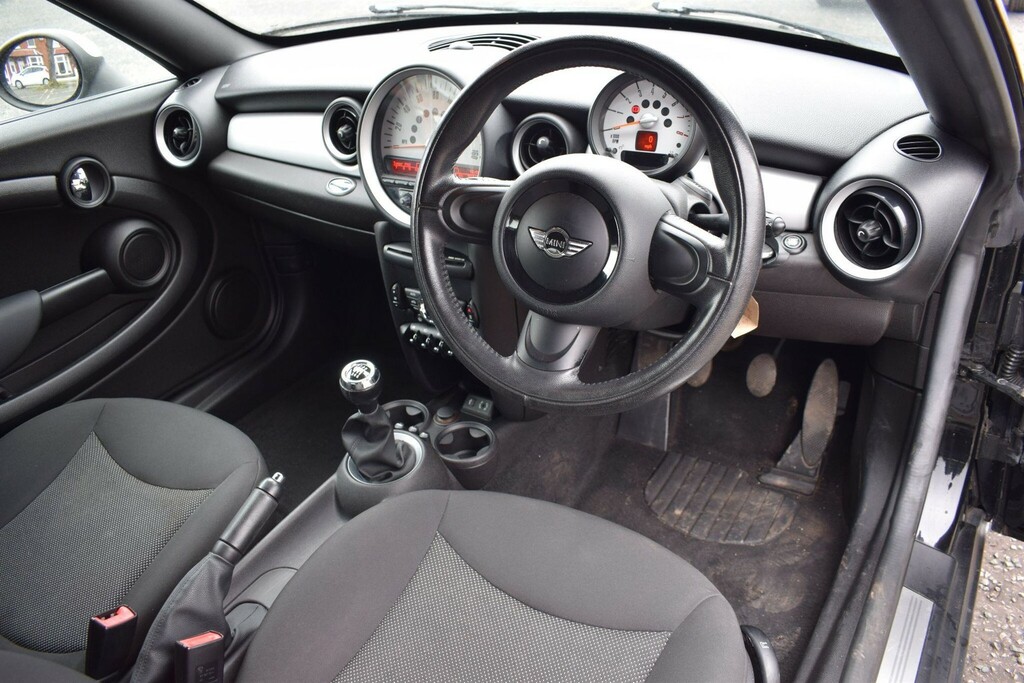 Mini Coupe 1.6 Cooper Euro 5 Ss HG62NDK Black #3