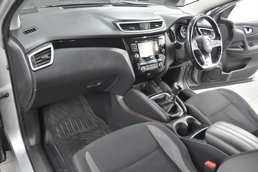 Nissan Qashqai 1.5 Dci Acenta Premium Euro 6 Ss SH19KHX Silver #3