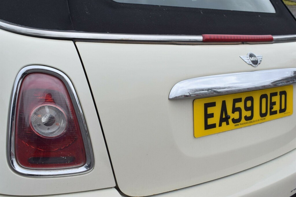 Mini Convertible 1.6 Cooper S Euro 4 EA59OED White #6