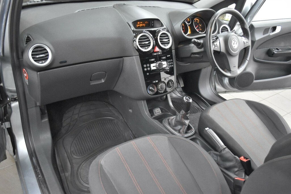Vauxhall Corsa 1.4 16V Sxi Euro 5 Ac DY13ZXM Silver #3