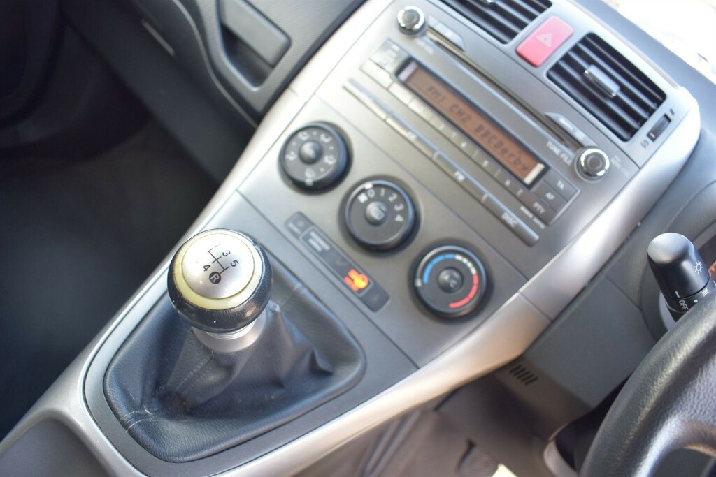 Toyota Auris 1.6 Vvt-i T3 Silver #4