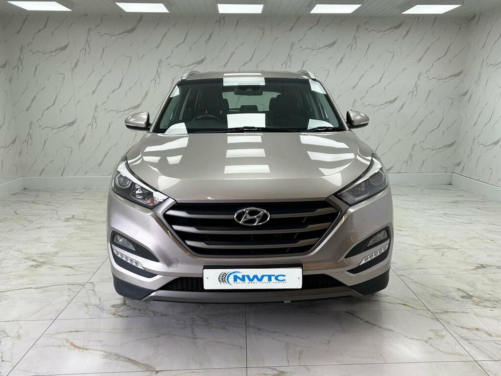 Hyundai Tucson 1.7L Se Nav White #5