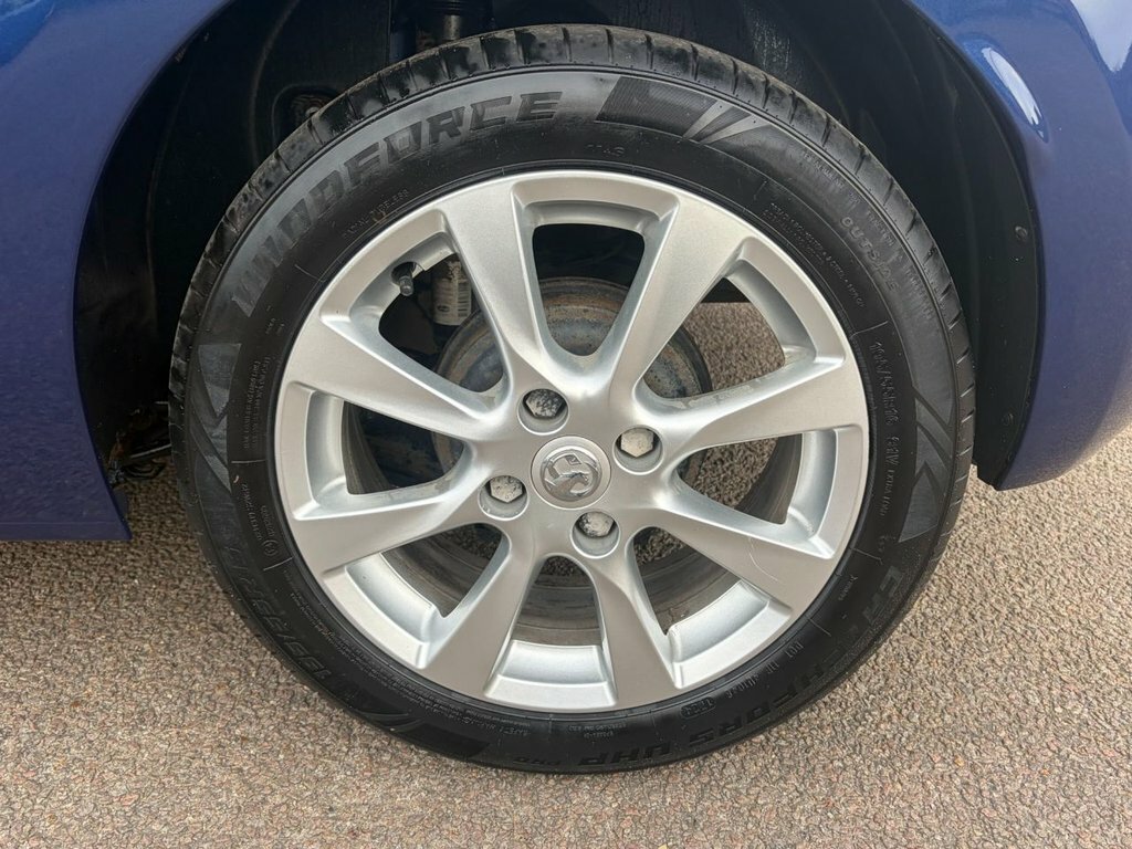 Vauxhall Corsa 1.2L Se Premium DV21HZF Blue #5