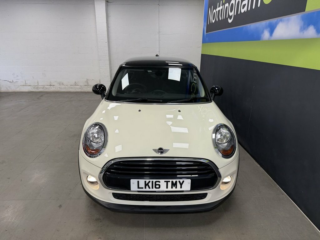 Mini Hatch 1.5L Cooper White #3