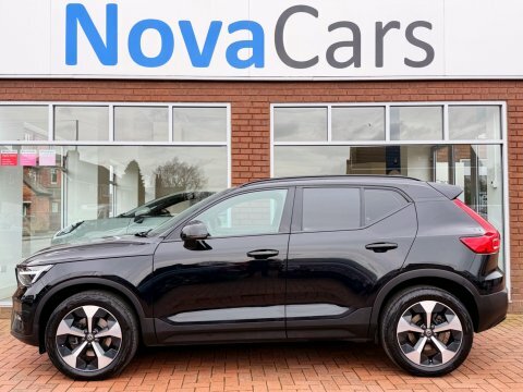 Volvo XC40 2.0 B3 Mhev YT74XKK Black #3