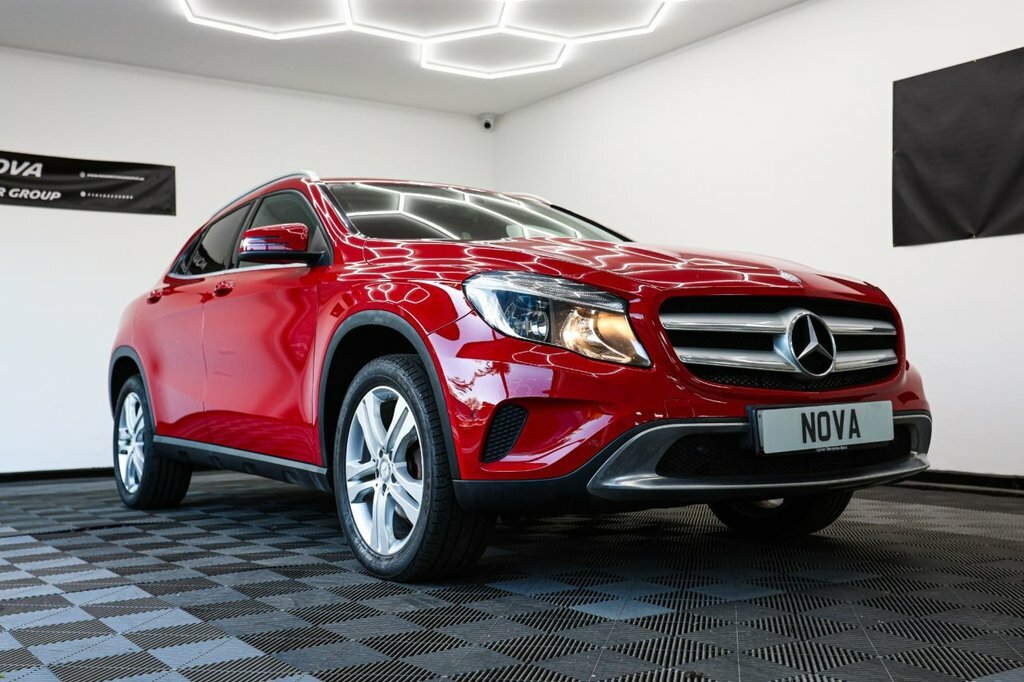 Mercedes-Benz GLA Class 1.6L Sport NK17OZN Red #4