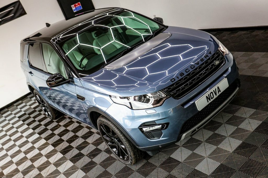 Land Rover Discovery Sport 2L Hse FG68OKH Blue #4
