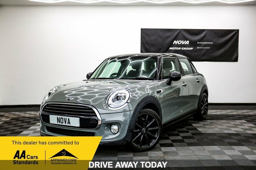 Mini Hatch 1.5L Cooper Grey