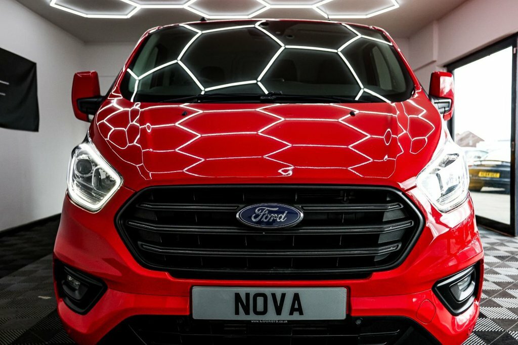 Ford Transit Custom 2L Trend YP21AOK Red #5