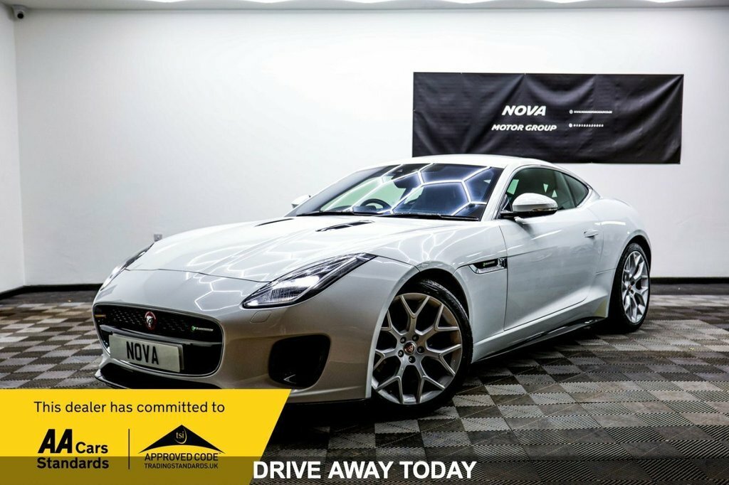 Jaguar F-Type 2L R-dynamic White