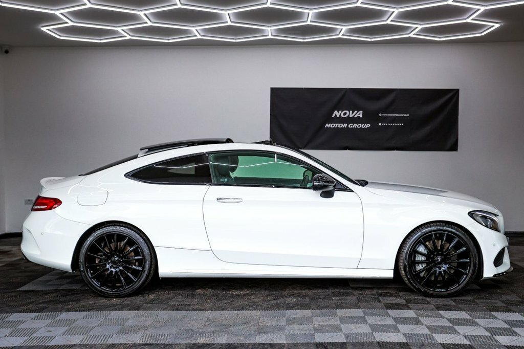 Mercedes-Benz C Class 3L Amg White #5