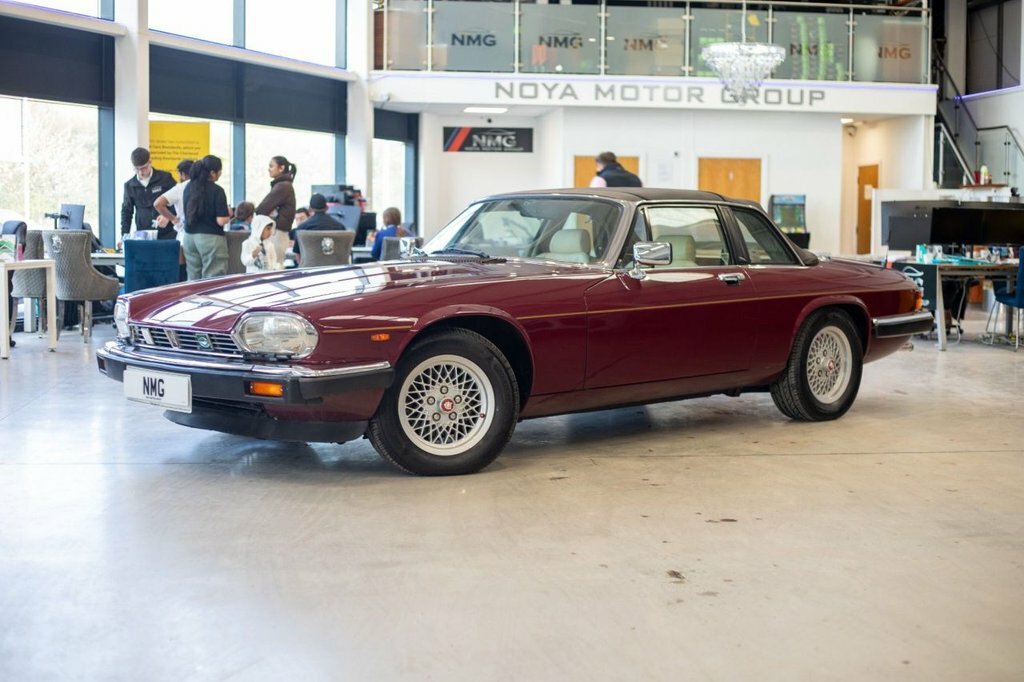 Jaguar XJS 5.3L Null Red