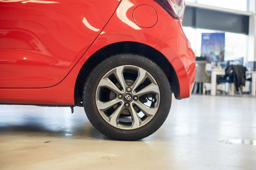 Hyundai I10 1L Play LS69LCP Red #6