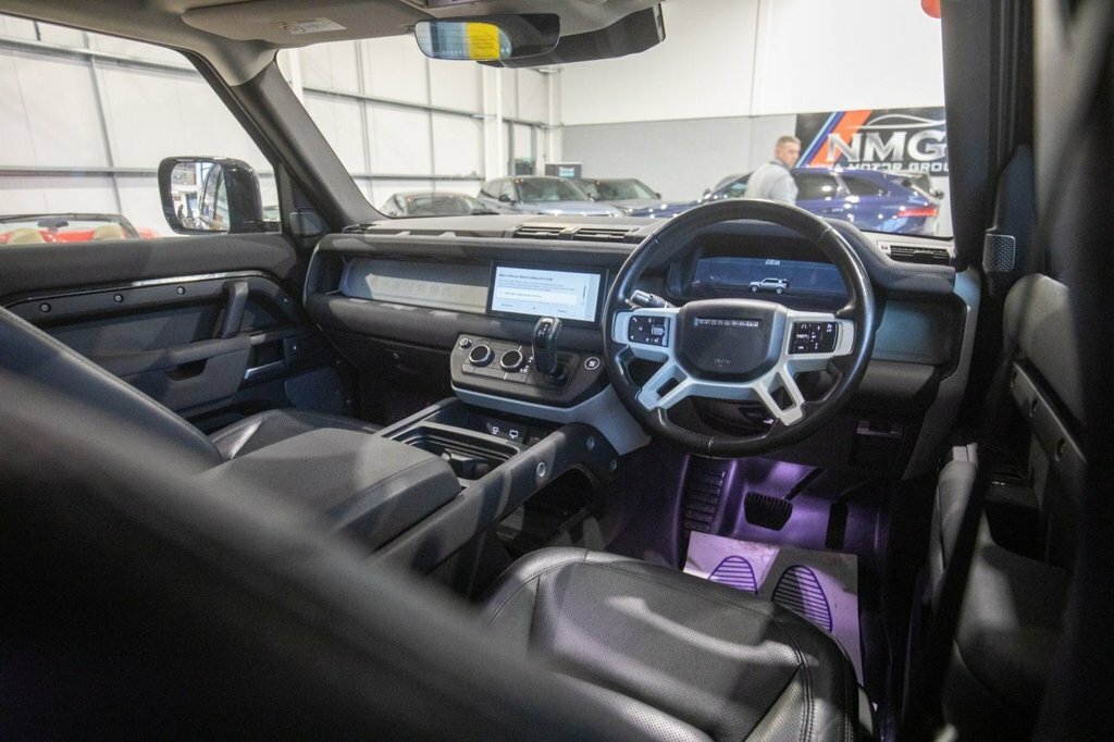 Land Rover Defender 3L S AK71UNF Black #2