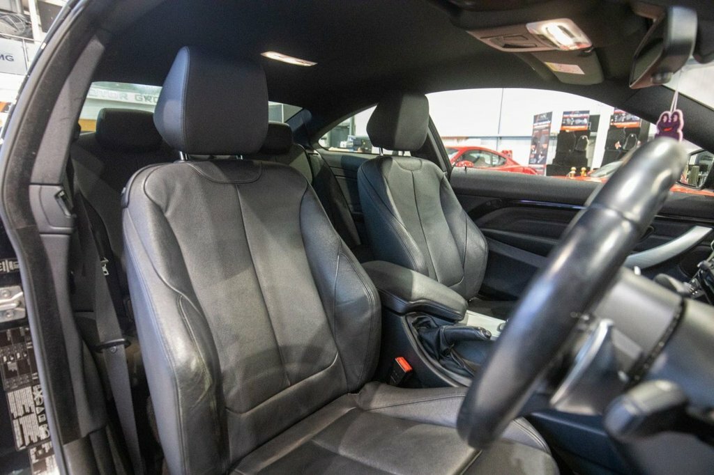 BMW 4 Series Gran Coupe 2L M Sport Black #2
