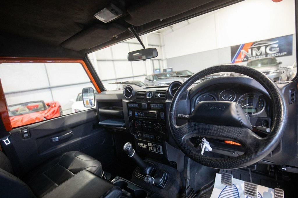 Land Rover Defender 2.2L Adventure Orange