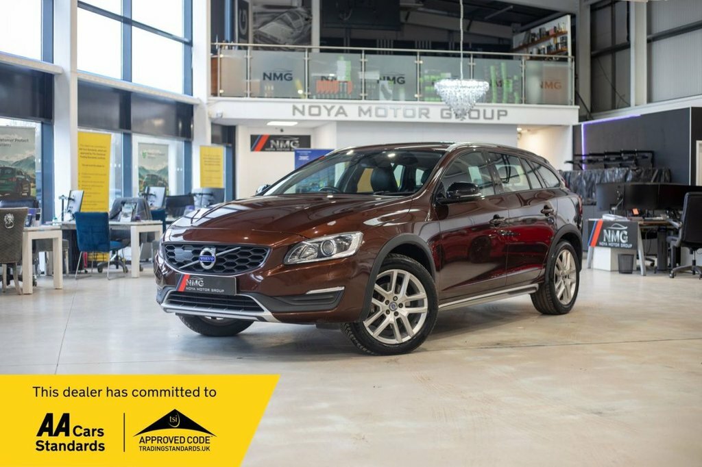 Volvo V60 Cross Country 2L Lux Nav Brown