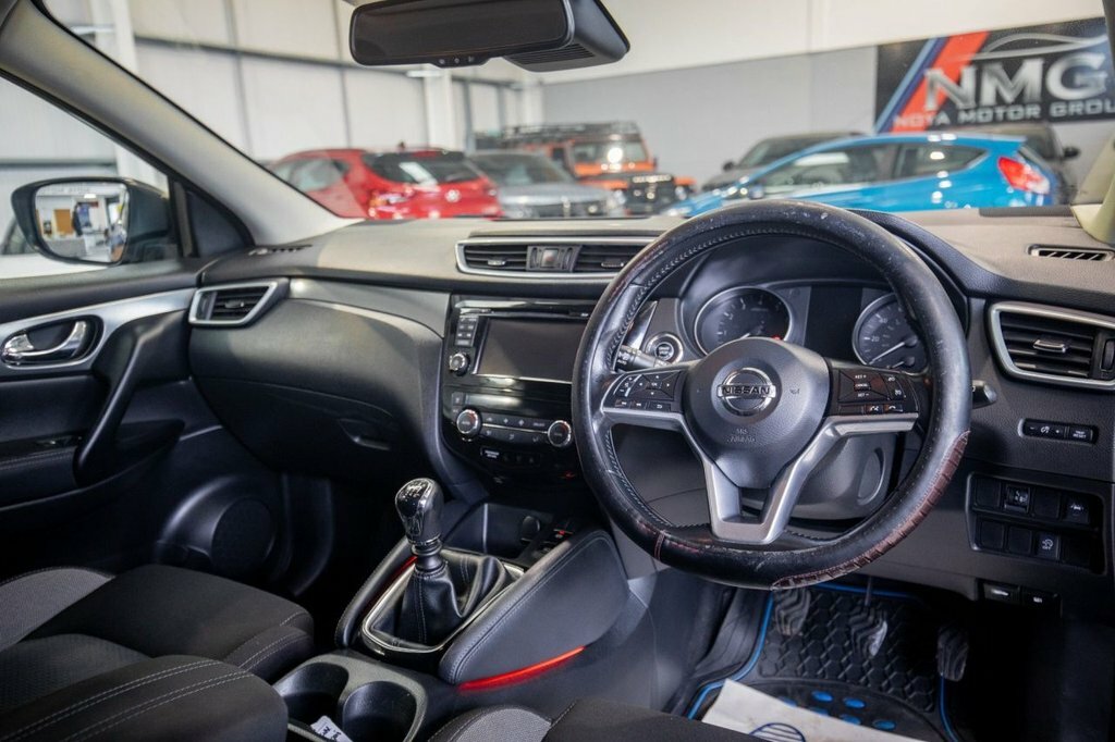 Nissan Qashqai 1.2L N-connecta EU18WYW Blue #2