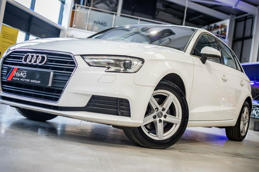 Audi A3 1.6L Se Technik White #5