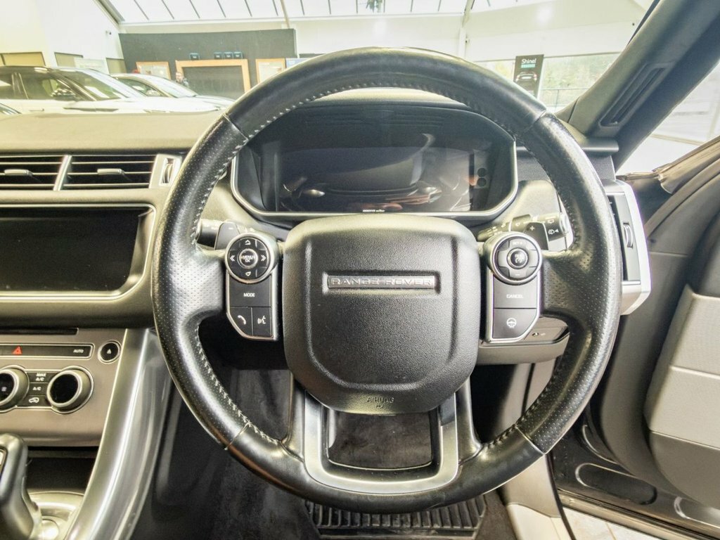 Land Rover Range Rover Sport 3L Hse Black