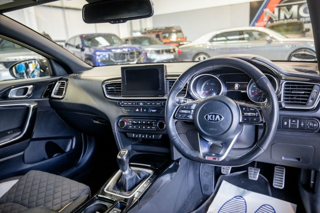 Kia Proceed 1.6L Gt-line Black