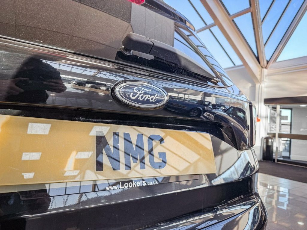Ford Kuga 2L Titanium FD18XVX Black #6