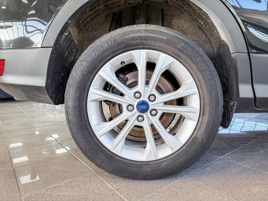 Ford Kuga 2L Titanium FD18XVX Black #4