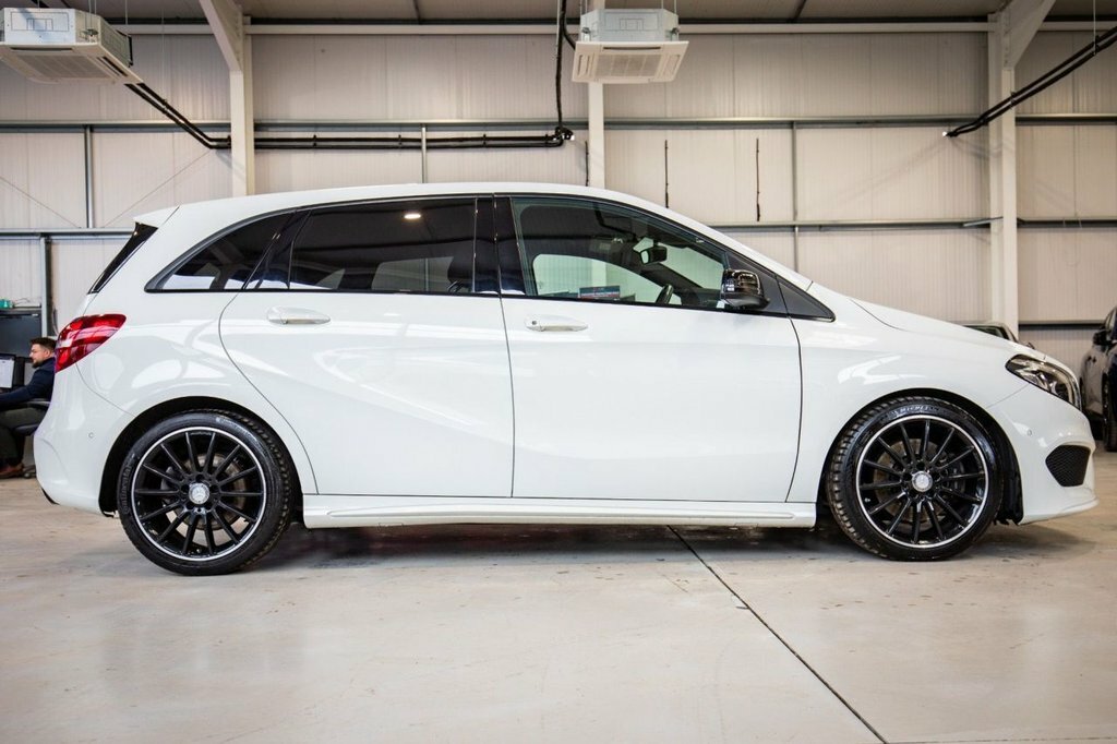 Mercedes-Benz B Class 2.1L Amg Line White #6