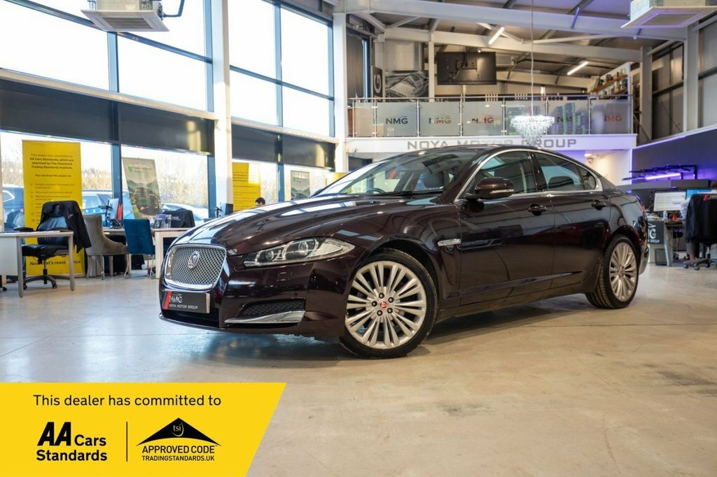 Jaguar XF 2.2L Portfolio Red