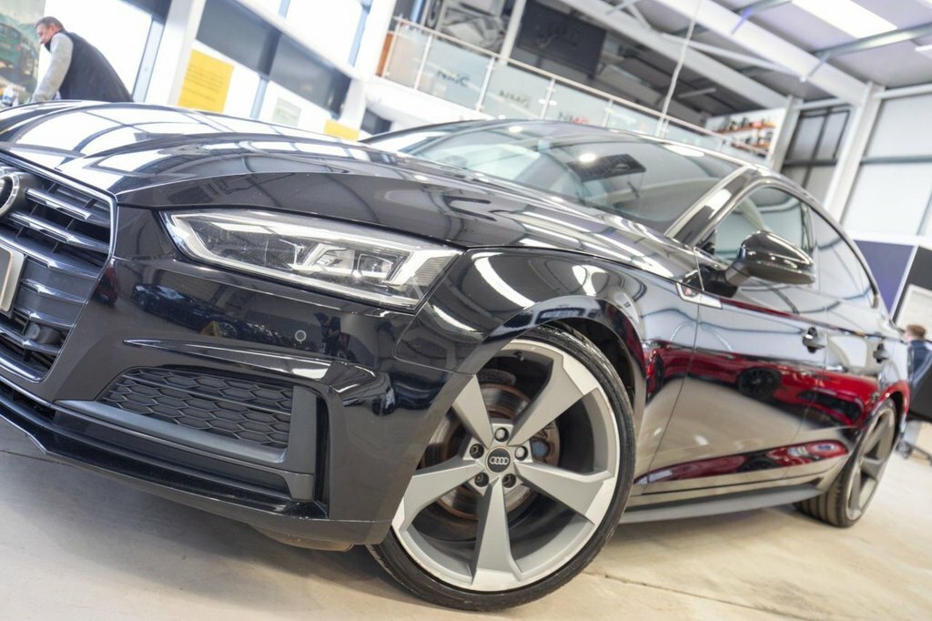 Audi A5 2L Black Edition DP69ZWE Black #4