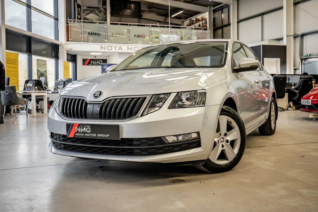 Skoda Octavia 1.5L Se Silver #5
