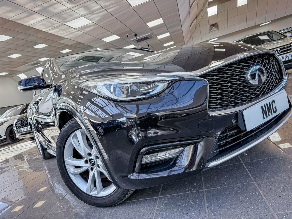Infiniti Q30 1.5L Premium Tech NK17ZBG Black #2