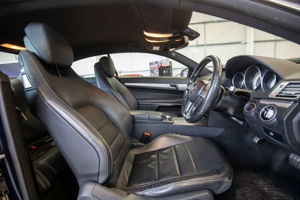 Mercedes-Benz E Class 2.1L Amg Line LO64GZD Blue #3