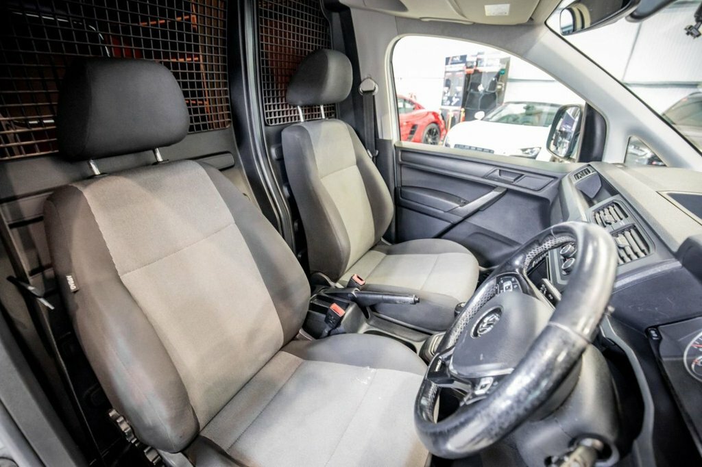 Volkswagen Caddy 2L Highline GF67HXW Silver #2