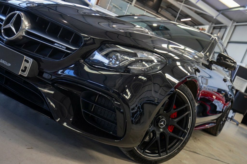 Mercedes-Benz E Class 4L Amg S YN19ZYL Black #6
