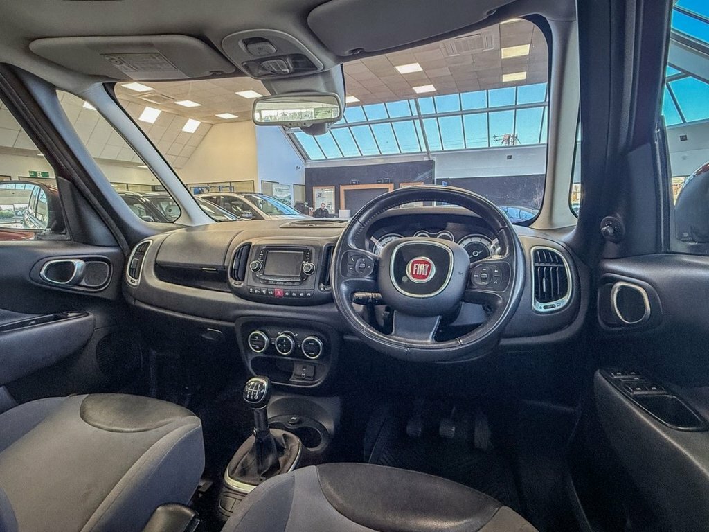 Fiat 500L 1.3L Lounge WP13JZO Red #2