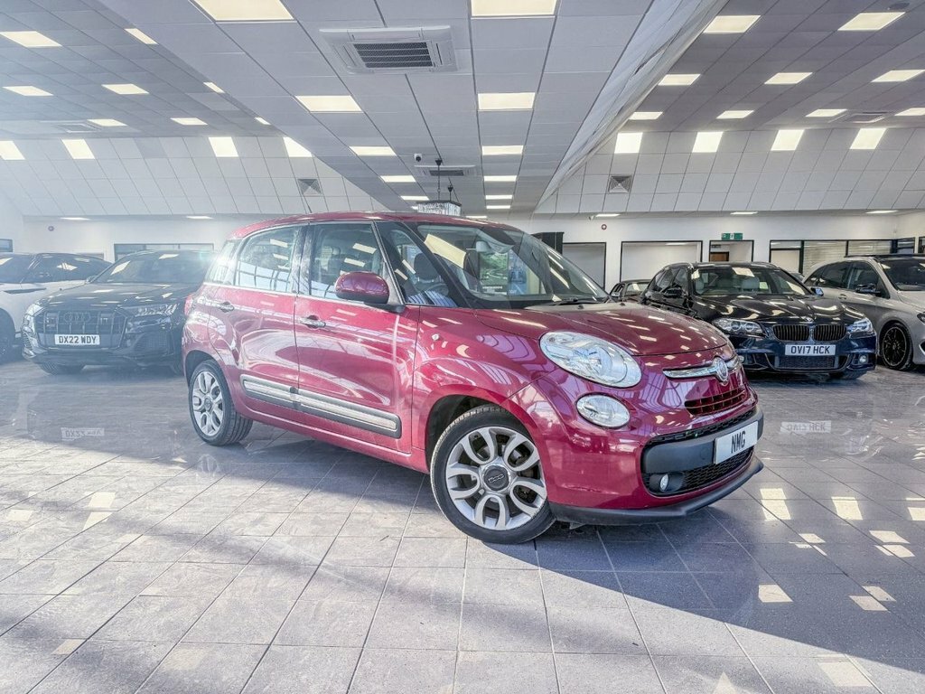 Fiat 500L 1.3L Lounge Red