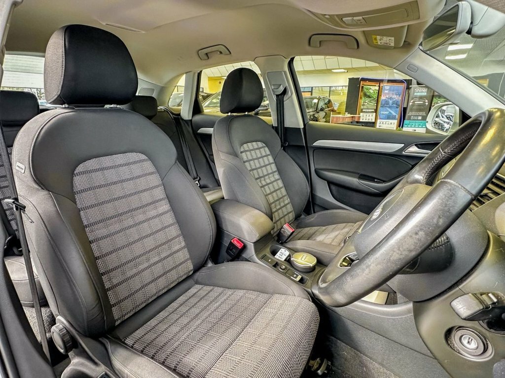 Audi Q3 2L Se White #3