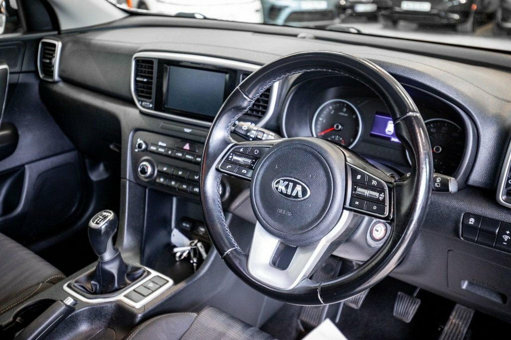 Kia Sportage 1.6L 1 White #2