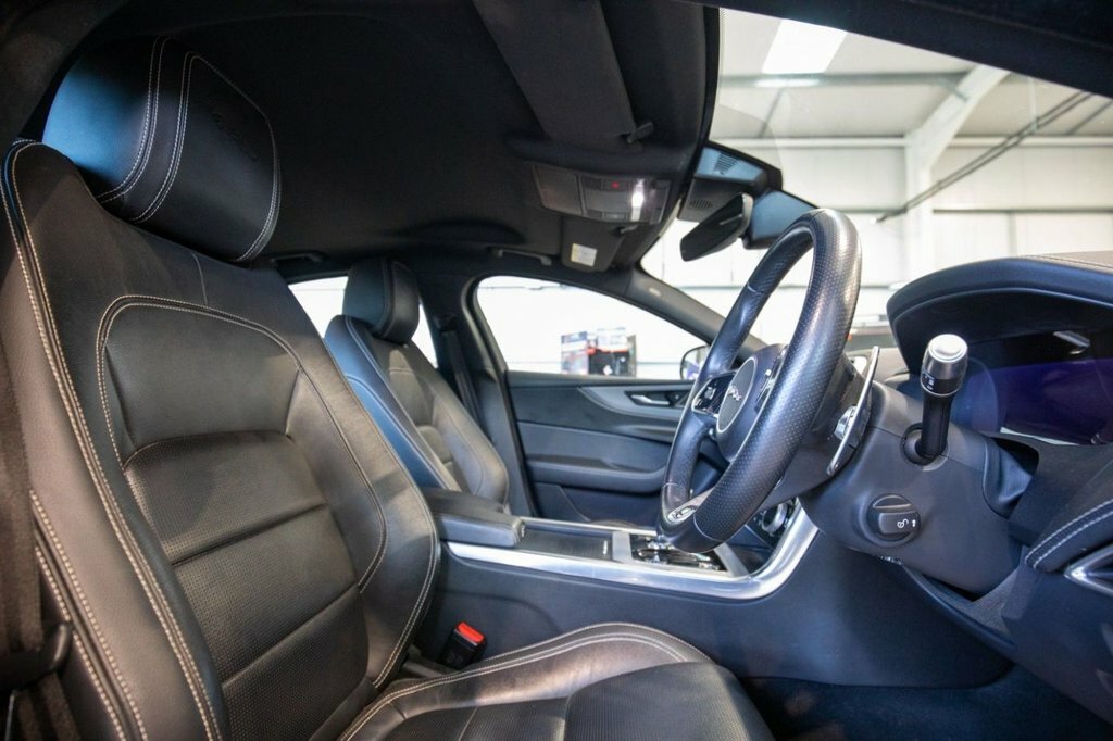 Jaguar XE 2L R-dynamic Se KN69XMX Blue #3
