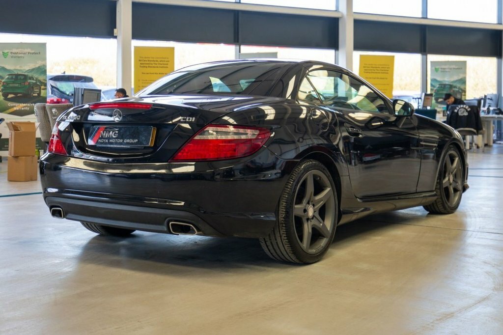 Mercedes-Benz SLK 2.1L Amg Sport PY64HJJ Black #3